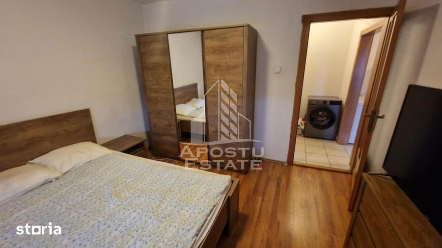 Apartament cu 3 camere decomandat, mobilat în Soarelui