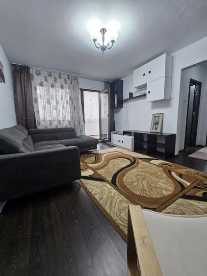 Apartament cu 2 camere semidecomandat în Gării