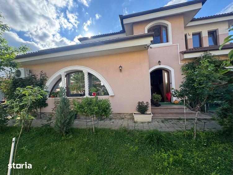 Casă cu 4 camere cu Teren 540 Mp în Șelimbăr