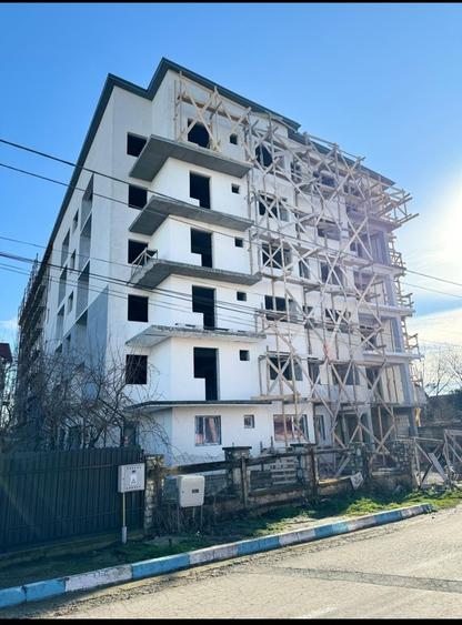 Garsonieră decomandată în Central