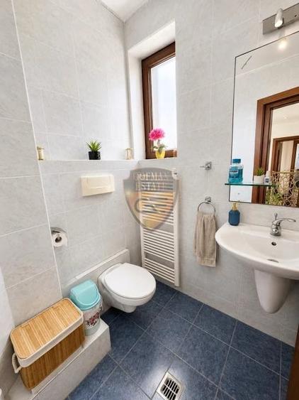Casă cu Teren 600 Mp în Agigea