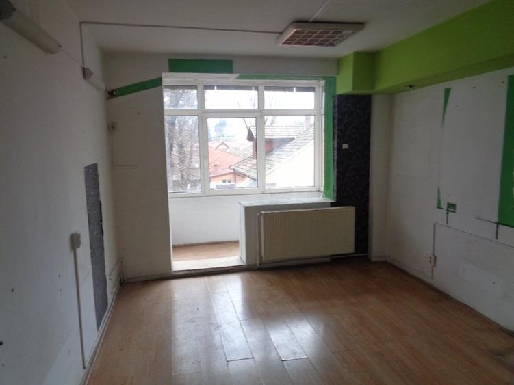 Spațiu comercial, de 70 mp, în Central