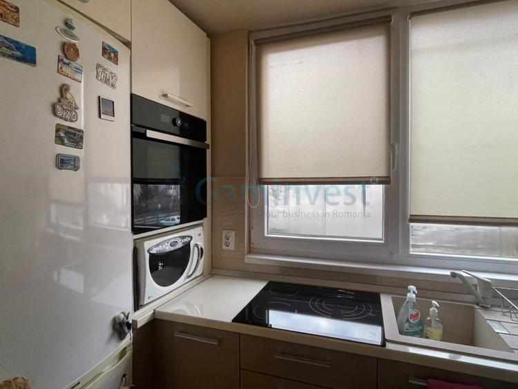 Apartament cu 3 camere decomandat, mobilat în Rogerius
