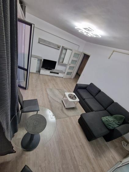 Apartament cu 2 camere decomandat în Exterior Vest