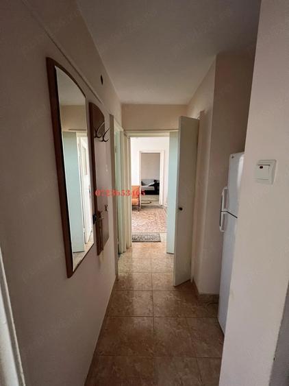 Apartament cu 2 camere semidecomandat în Hipodrom