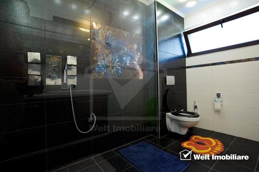 Casă individuală cu 5 camere cu Canalizare în Sânnicoară