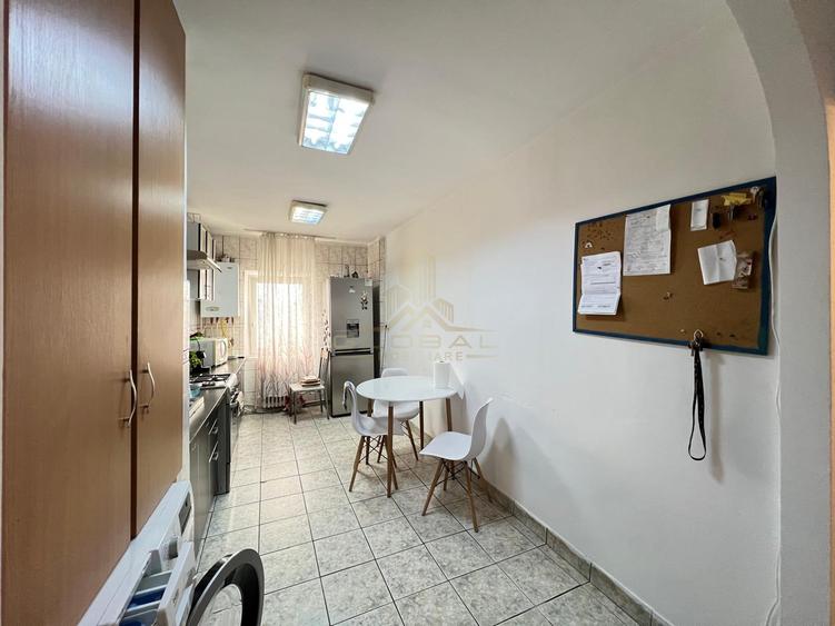 Apartament cu 4 camere decomandat în Mănăștur