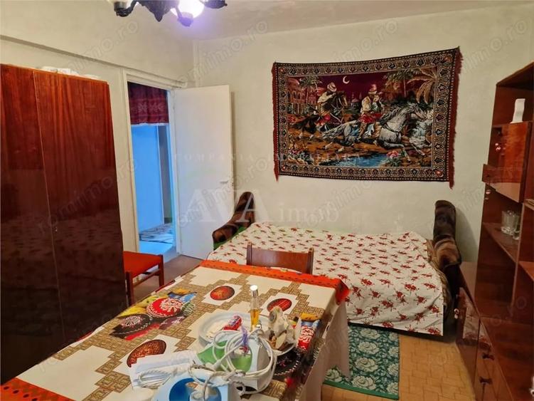 Apartament cu 4 camere decomandat în Bistrița Lac