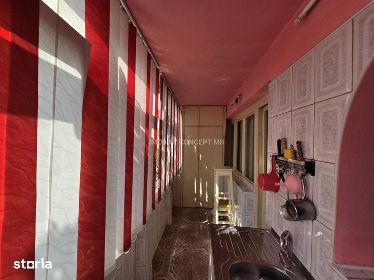 Apartament cu 2 camere decomandat în Vest