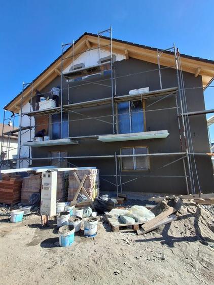 Duplex cu 4 camere cu Canalizare în Arhitecților - Calea Cisnădiei