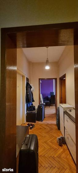 Apartament cu 2 camere decomandat în 13 Septembrie