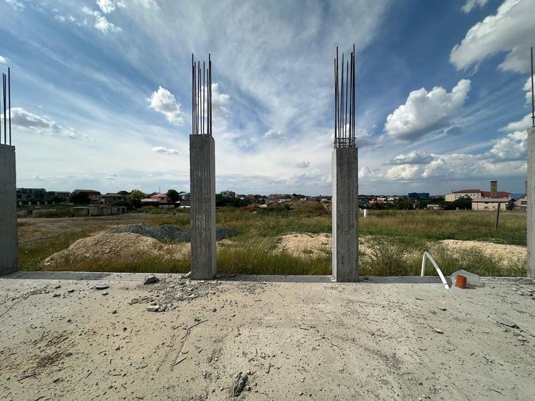 Teren Construcții intravilan de 1200 mp, în Exterior Vest