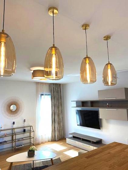 Apartament cu 3 camere decomandat, mobilat în Băneasa