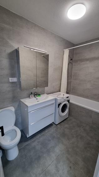 Apartament cu 2 camere decomandat în Florești