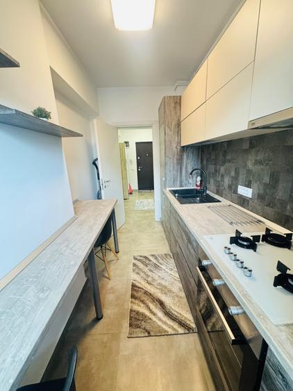 Apartament cu 2 camere decomandat în Politehnica