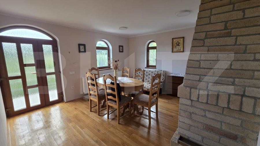 Casa ?i livada de vanzare, 150 mp, zona Grebeni?u de C? - 1