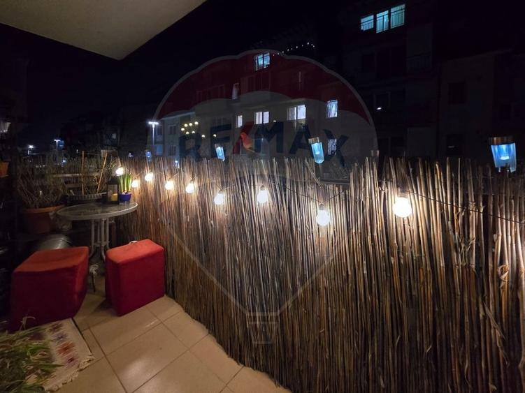 Apartament cu 2 camere semidecomandat, mobilat în Florești