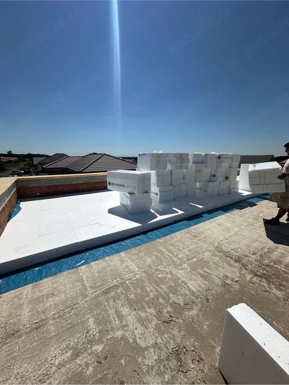 Casă cu 3 camere cu Teren 510 Mp în Bazoș