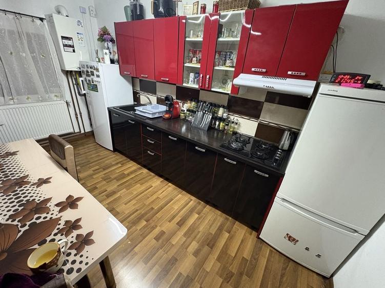 Casă cu 3 camere în Macea