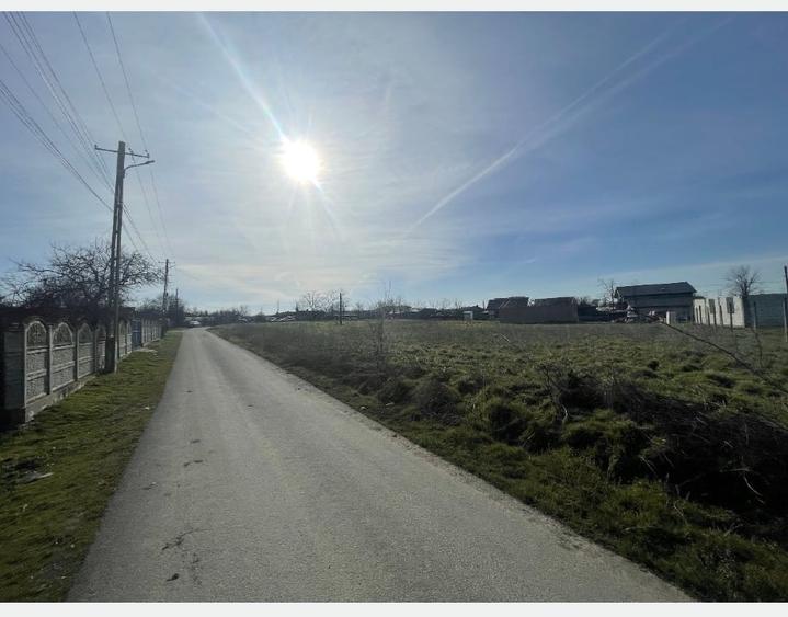Teren Construcții intravilan de 620 mp, în Amzacea