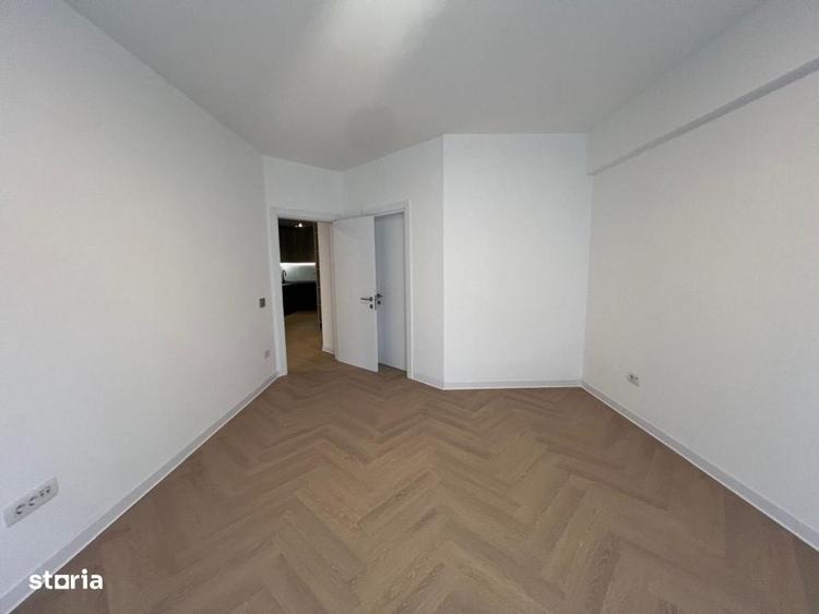 Apartament cu 4 camere în Herăstrău