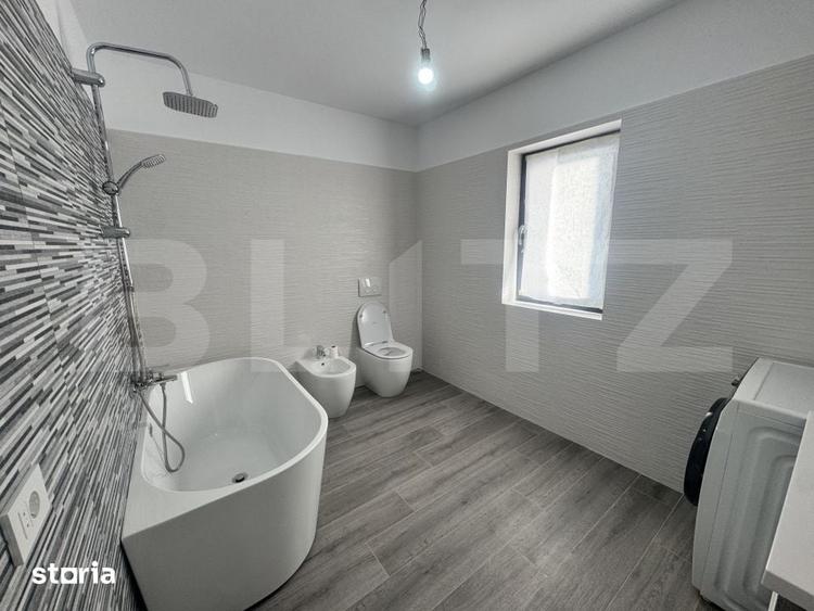 Casă cu 4 camere cu Teren 400 Mp în Central