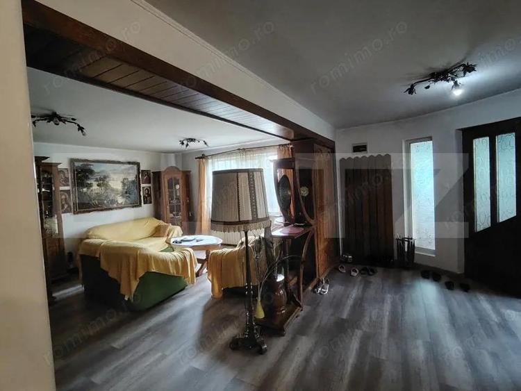 Casă cu 5 camere cu Teren 1090 Mp în Târnăveni