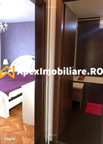 Apartament cu 4 camere semidecomandat în Eminescu