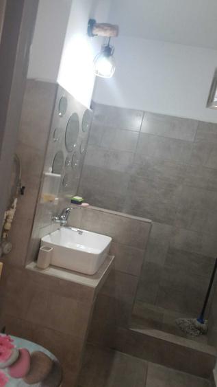 Apartament cu 2 camere semidecomandat în Decebal