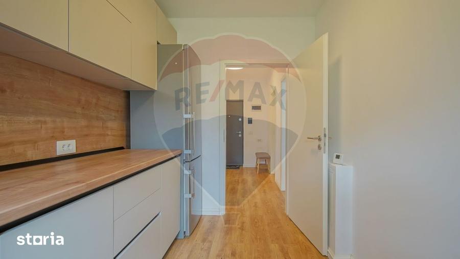 Apartament cu 2 camere decomandat, mobilat în Tractorul