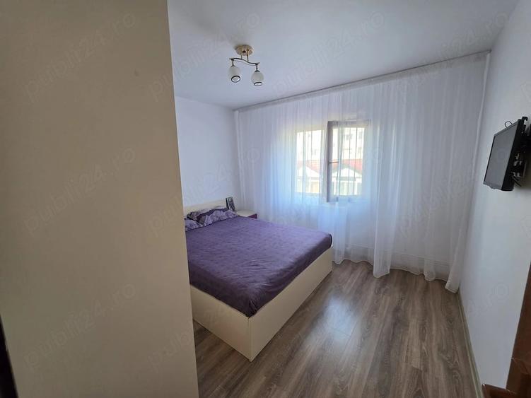 Apartament cu 3 camere decomandat în E3