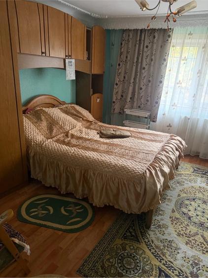 Casă cu 4 camere cu Teren 1917 Mp în Central