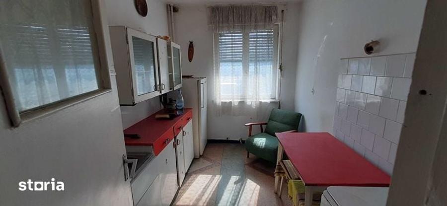 Zona buna, Proprietar, Apartament 2 camere, Etaj 2/4 - 3