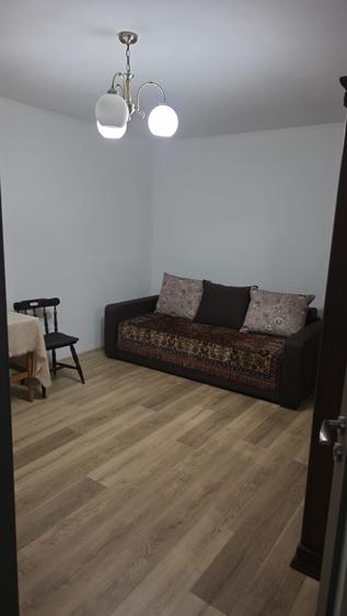 Garsonieră de închiriat – zona Apărătorii Patriei, la doar 400 m de metrou - 1