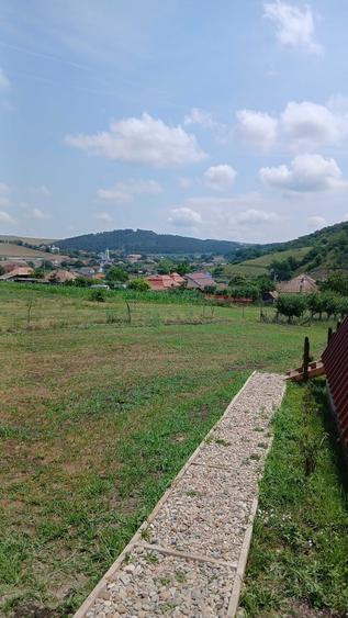 Casă cu 2 camere cu Teren 800 Mp în Central