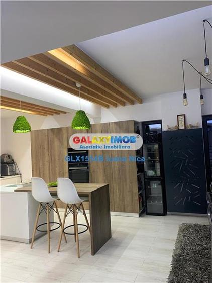 Casă cu 5 camere cu Garaj în Snagov