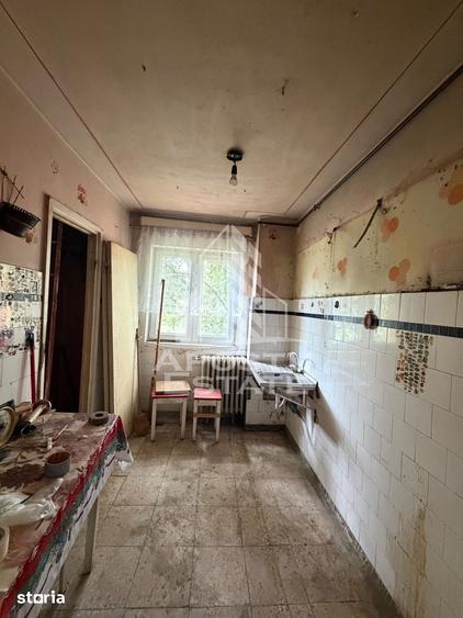 Apartament cu 3 camere în Circumvalațiunii