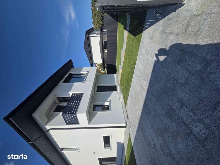 Casă cu 4 camere cu Teren 470 Mp în Miroslava