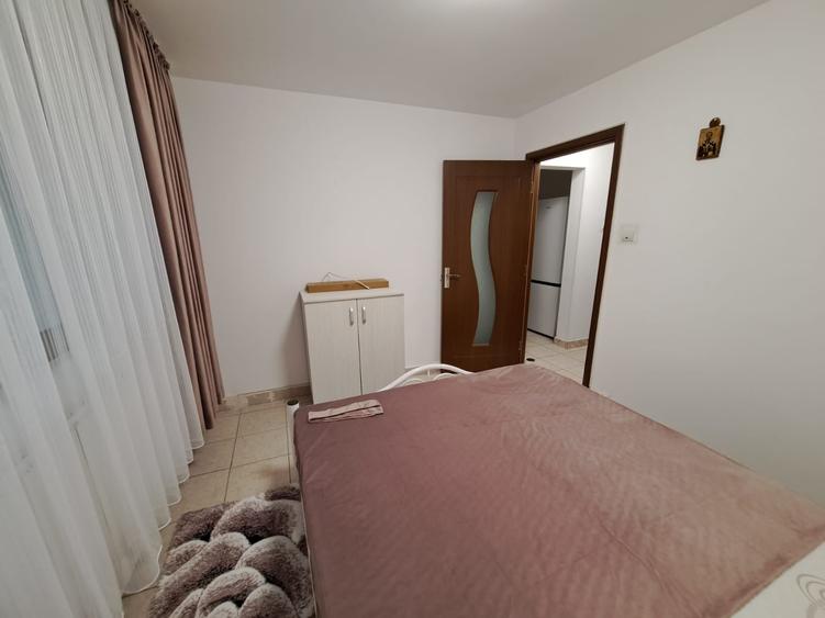 Apartament cu 2 camere decomandat în Colentina