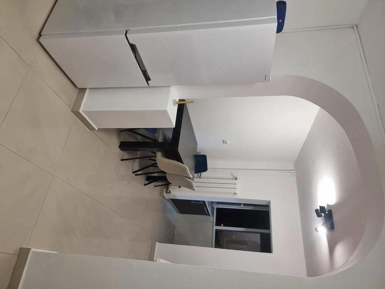 Apartament cu 2 camere decomandat în Lotus
