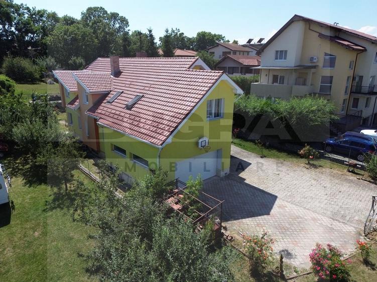 Casă individuală cu 6 camere cu Canalizare în Europa