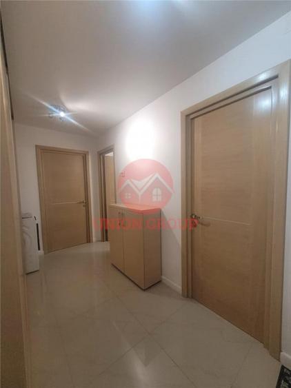 Apartament cu 2 camere decomandat în Tomis Mall