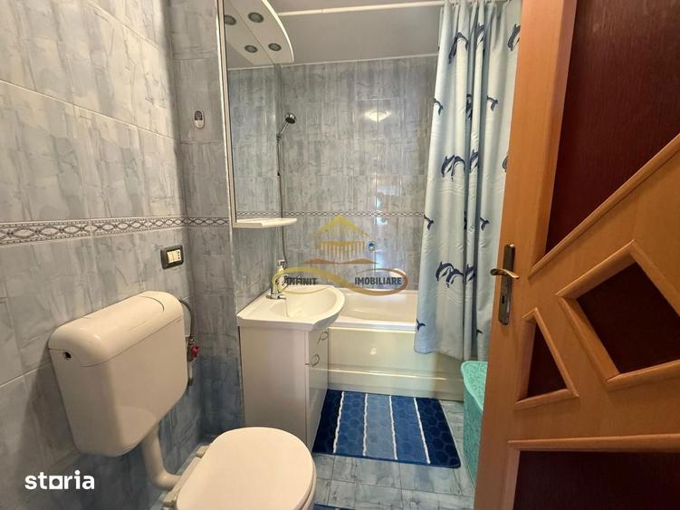 Apartament cu 3 camere decomandat, mobilat în Republicii