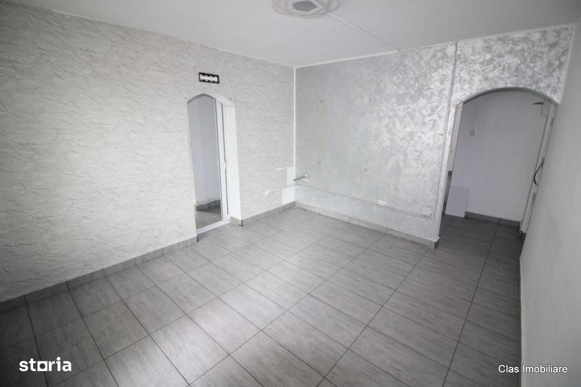 Spațiu comercial, de 52 mp, în Central
