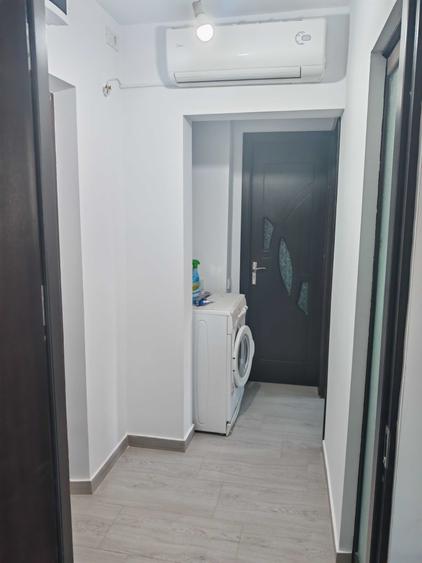 Apartament cu 2 camere decomandat în Micro 19