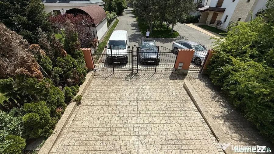 Casă cu 3 camere cu Teren 1710 Mp în Corbeanca
