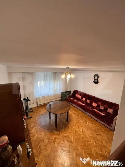 Casă cu 1 camere cu Teren 445 Mp în Nord