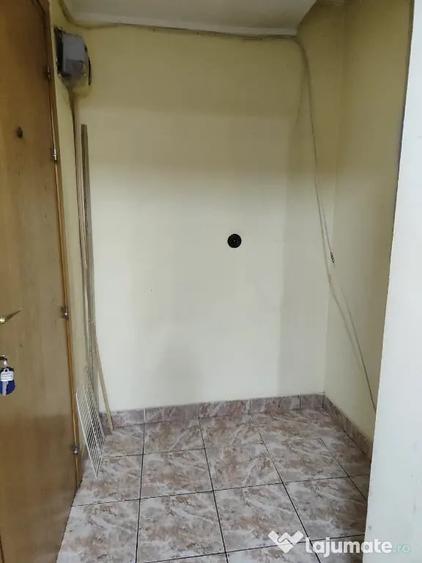 Vand apartament 2 camere str. Delfinului - 8