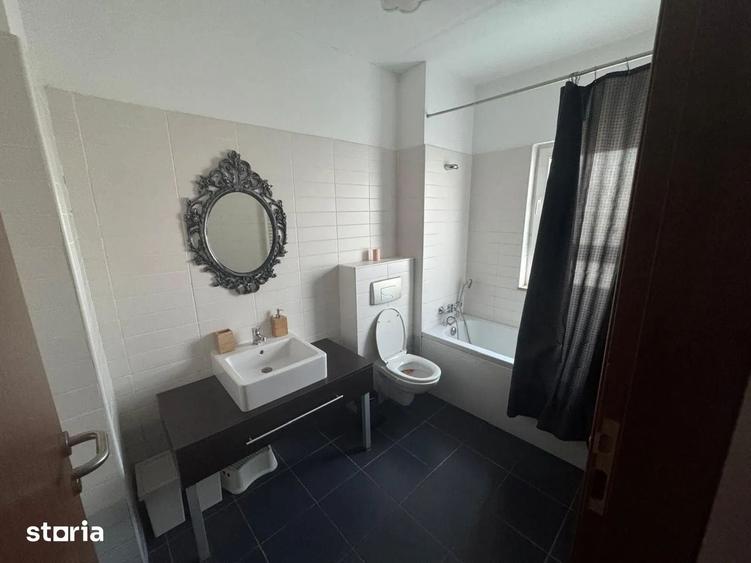 Apartament cu 3 camere în Băneasa