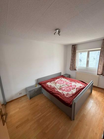 Apartament de vanzare - 1